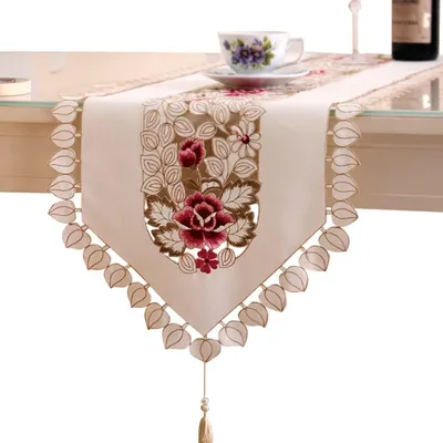 Produktbild von Blumenbestickte Tischdecke für Esstisch