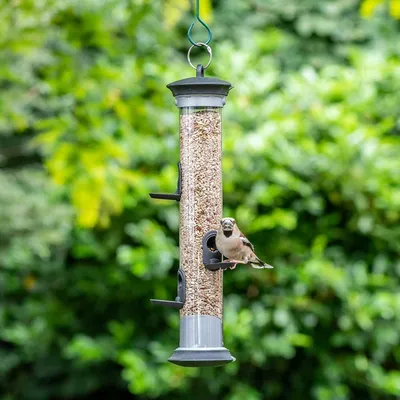 Produktbild von CJ Wildlife Futtersäule Vögel - Vogelfuttersäule - Pulverbeschichtetes Metall, Graphit-Grau - 5 Sitzringe, Click & Go, Belüftungssystem