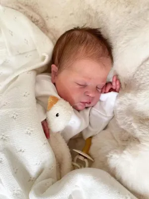Reborn Baby Puppe 50 cm, handgefertigt, schlafend, weicher Körper