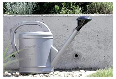 Produktbild von Gießkanne Classico 10 Liter Silber Kunststoff mit abnehmbarer Brause