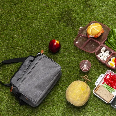 Produktbild von Graue Lunchtasche mit Reißverschluss, 25,4 x 20,3 x 12,7 cm