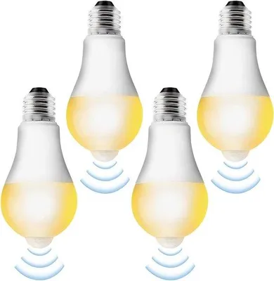 Produktbild von 4 Stück E27 LED-Glöhlampen mit Bewegungsmelder - warmweiß Lichtsensor - 15 W - Halogensparenlampe - 3000 K .