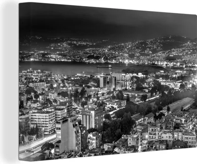 Produktbild von OneMillionCanvasses® - Leinwandbilder - 140x90 cm, Abendfoto von Beirut im Libanon - schwarz-weiß, Wandbilder Kunstdruck Wanddekoration