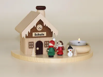 Produktbild von Räucherhaus Schule mit Figuren und Teelicht BxHxT 18x10,5x10,5cm