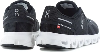 Produktbild von ON Running CLOUD 6 schwarz/weiss 36,5