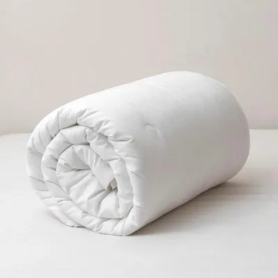 Produktbild von Famanu Sommerdecke 155 x 220 cm - leicht, hypoallergen, 100% Mikrofaser
