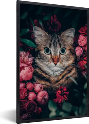 Produktbild von MuchoWow® Gerahmtes Poster Katze - Blumen - Tiere - Botanisch 60x90 cm - Poster mit Schwarzem Bilderrahmen Wandposter Rahmen Foto Bilder - Kunst
