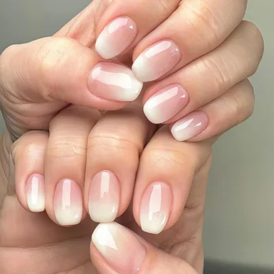 Produktbild von Künstliche Nägel Kurz Nude Pink Ombre Quadratisch 24 Stück Set