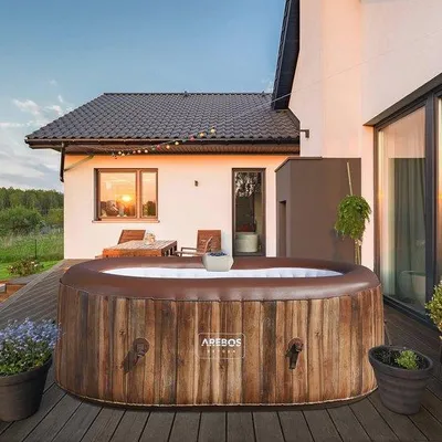 Produktbild von Famanu Aufblasbare Hottub für 2 Personen - Bubbelbad mit 90 Luftstrahlen - Ideal für Innen und Außen