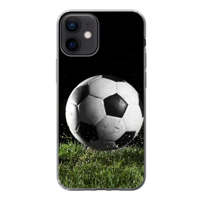 Obrázek produktu pro Kryt na mobilní telefon pro Apple iPhone 12 Fotbal v trávě Silikonové měkké pouzdro