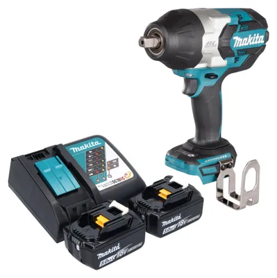Obrázok produktu pre Akumulátorový rázový uťahovák Makita DTW 1004 RT 18 V 1050 Nm 1/2" bez kefiek + 2x akumulátor 5,0 Ah + nabíjačka