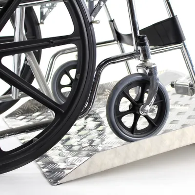 Produktbild von Türschwellenrampe extra stark - 25-30 cm