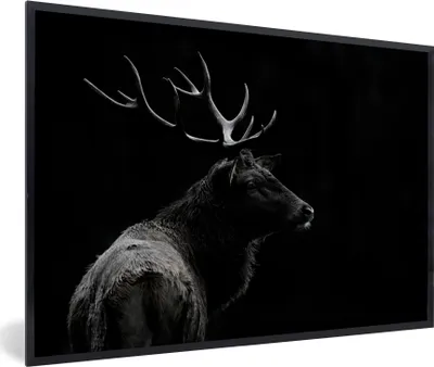 Produktbild von MuchoWow® Gerahmtes Poster Hirsch - Schwarz - Porträt - Geweih - Tiere 60x40 cm - Poster mit Schwarzem Bilderrahmen Wandposter Rahmen Foto Bilder - Printing - Wanddeko Schlafzimmer