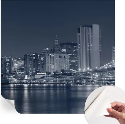 Produktbild von Selbstklebende Wandtapete - Dekorative Tapete für Wohnzimmer - Klebefolie für Wandbilder - Tapetenfolie für Wanddekoration - 250x250 cm - Nachtstadt