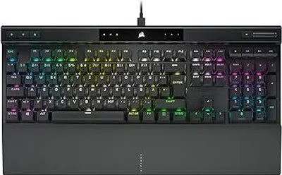 Immagine prodotto di Tastiera meccanica da gioco con cavo Corsair K70 RGB PRO – Interruttori lineari Cherry MX Red, SOCD, copritasti PBT Double-Shot, Hyper-Polling a 8000 Hz, NKRO, interruttori da torneo, QWERTZ DE – Nero