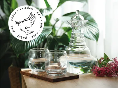 Produktbild von Set PEACE Edition - Alladin 1,3l + 2 Trinkgläser Mythos 0,25l - für inneren Frieden und Harmonie