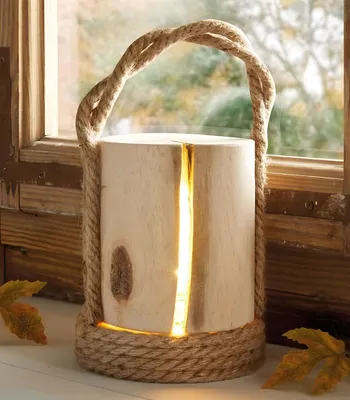 Produktbild von LED-Laterne "Wood" Holzblock mit Beleuchtung, Hängelaterne, Holz Laterne 14 cm hoch