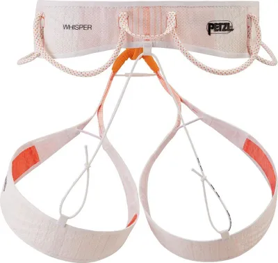 Leichter technischer Klettergurt Whisper von Petzl in Weiß mit orangefarbenen Details und Schlaufen