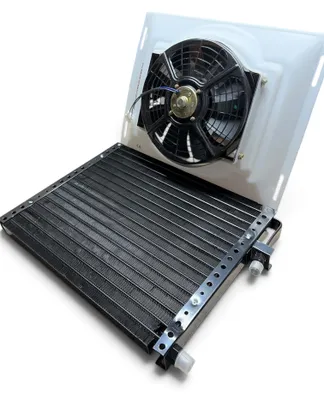 Obrázek produktu pro Chladič kondenzátoru 450/350/30 S KRYTEM A VENTILÁTOREM 12V GREG-CAR