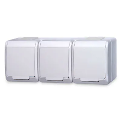Produktbild von ELEKTRO-PLAST | Dreifach hermetische Steckdose GNT 3x2P+Z - Weiß - IP44 - für Innen- und Außenbereich