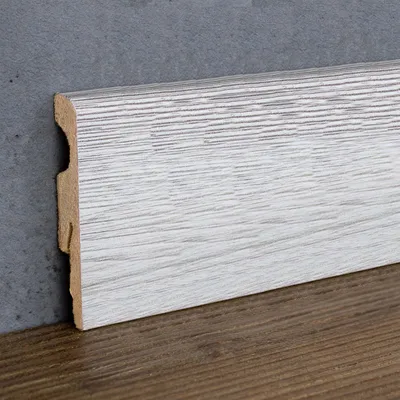 Produktbild von PROVISTON | Sockelleiste MDF | 10 x 58 x 2400 mm | Weißeiche | Fußleiste | Foliert