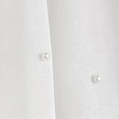 Zdjęcie produktu dla Zasłona HOMLA B2 ESSENTIALS, biała z perełkami, na kółkach, 140 x 250 cm