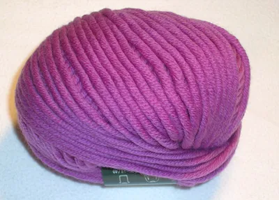 Produktbild von MERLANA, edle Wolle von Schulana - mauve (55) - ca. 55m /50g