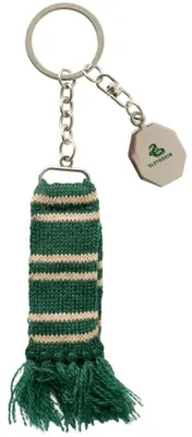 Zdjęcie produktu dla Brelok z szalikiem Slytherinu dla fanów Harry'ego Pottera