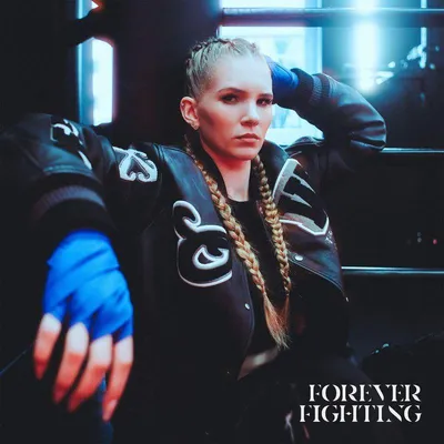 Produktbild von Forever Fighting (Digipak)