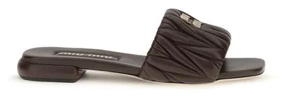 Produktbild von Miu Miu Sandalen aus Kalbsleder in Braun