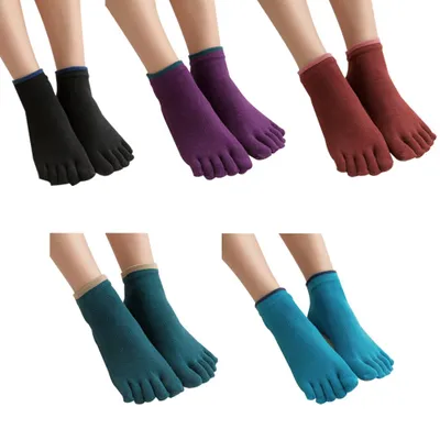 Produktbild von Yoga-Zehensocken für Damen, Fünf-Finger-Socken mit rutschfestem Griff, rutschfeste Barre-Socken aus Baumwolle, Fitness- und Pilates-Socken