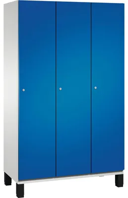 Produktbild von Umkleidespind 4510032 S10012 Füße 3 Abteile B1200mm lichtgrau/enzianblau