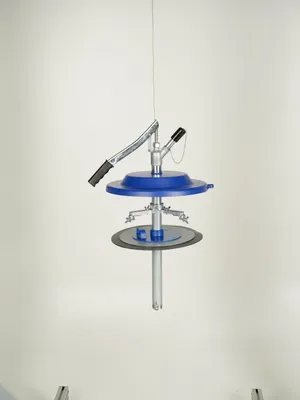 Imagen del producto de Adaptador para cubetas de aproximadamente 20 kg, con diámetros de 270 a 310 mm. Bomba: 530 mm