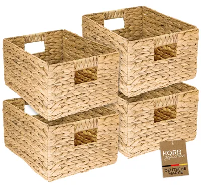 Produktbild von HMF Aufbewahrungskorb geflochten aus Wasserhyazinthe, dekorativer Korb mit Tragegriffen zur Aufbewahrung für Badezimmer Küche und Wohnbereich, 4er Set, Größe L, 36 x 28 x 20 cm, Naturfarben, KI-generiertes Bild