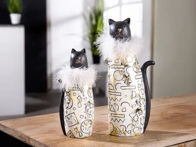 Obrázok produktu pre Gilde cat "Grazia" čierna/zlatá farba, s bielym boa V: 28 cm Š: 10 cm H: 7 cm 37598