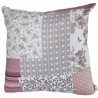 Obrázek produktu pro Bavlněná povlak na polštář 40x40 cm, patchworkový design s motivem srdcí a květin