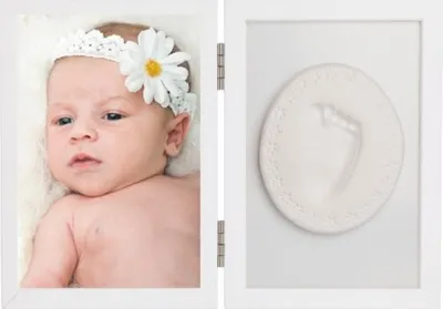 Image de Set d'empreintes de bébé - cadre double avec pâte à modeler pour l'empreinte de la main ou du pied, blanc