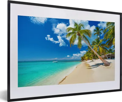 Produktbild von MuchoWow® MuchoWow® Gerahmtes Poster Strand - Meer - Boot - Palme 60x40 cm - Poster mit zchwarzem Bilderrahmen - Schlafzimmer - Plakat in Rahmen - Drucken