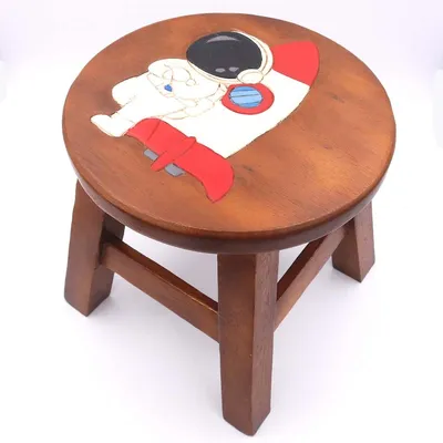 Produktbild von Handgefertigter Kinderhocker, Holz, Kinderhocker:Astronaut