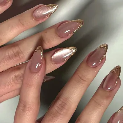 Image de Ongles artificiels à coller, forme amande, couleur rose, effet "œil de chat" avec paillettes, lot de 24 pièces avec motif doré en 3D