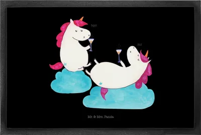 Produktbild von Mr. & Mrs. Panda Bodenvorleger Einhorn Sekt 50 x 75 cm - Schwarz - Geschenk, Unicorn, fußmatte, Gummi-Fußmatte, Mädelsabend, Korken, Schmutzmatte, Sauberlaufmatte, BFF