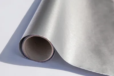 Productafbeelding van d-c-fix® zelfklevende folie, metallic, zilverkleurig, 150x67,5 cm