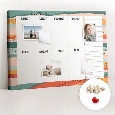 Immagine prodotto di Lavagna in sughero con puntine - Bacheca con puntine per foto e appunti - 100x70 cm - Spille di legno, 100 pezzi - Planner settimanale in stile retrò