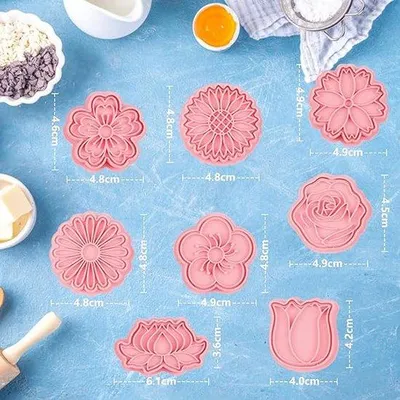 Produktbild von Famanu Ausstechformen Set mit Stempeln - 8 Stück