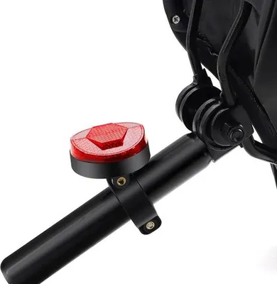 Produktbild von Reflektor Beinhalter mit Airtag Halter, GPS Tracker Abdeckung für MTB E-Bike Scooter
