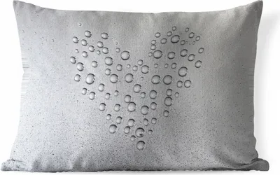 Produktbild von MuchoWow® Outdoor Kissen - Wassertröpfchen bilden das Herz - 60x40 cm - Wetterfest - Lounge Kissen - Zierkissen - Kissen für Innenräume