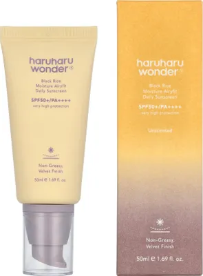Produktbild von Haruharu Wonder Black Rice Moisture Airyfit Daily Sunscreen SPF50+ PA++++
