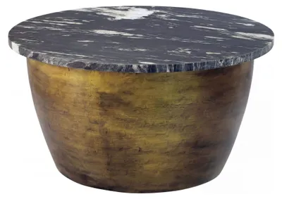 Couchtisch Marmor Gold 60 cm rund mit schwarzer Marmorplatte und goldenem Metallgestell in Gesamtansicht.