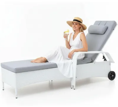 Image de Mucola Chaise longue en rotin Meuble de jardin en rotin Chaise longue de terrasse Balcon Chaise longue de sauna Chaise longue de bain Chaise longue de plage - Blanc