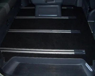Produktbild von Gastraum Teppich Fußmatte passend für VW T6 Multivan mit Schienensystem